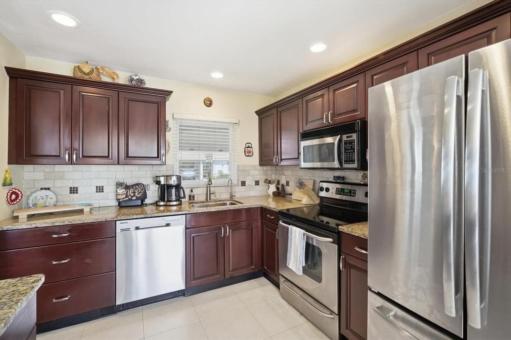 2320 AQUABLUFF PLACE # V274, SARASOTA, FL 34231 — zdjęcie 4