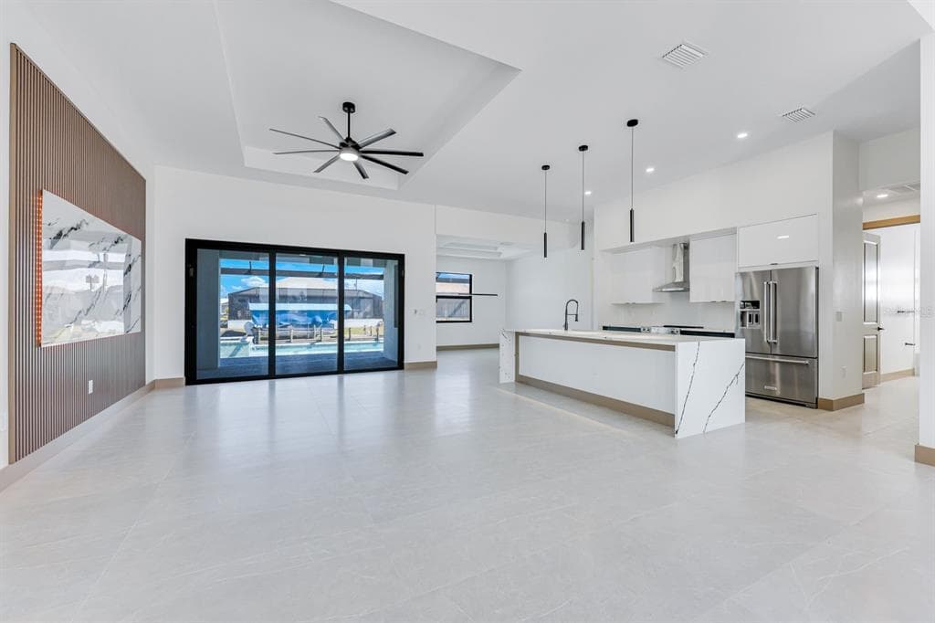 1925 NW 34TH PLACE, CAPE CORAL, FL 33993 — zdjęcie 3