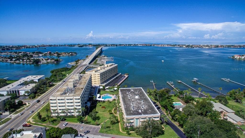 100 BLUFF VIEW DRIVE # 114A, BELLEAIR BLUFFS, FL 33770