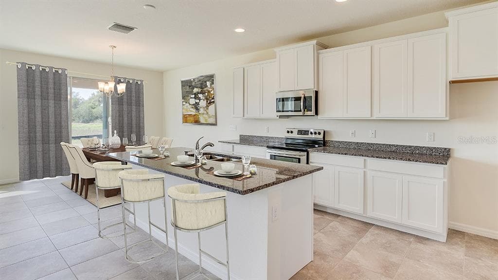 35616 LOWERY TRAIL, ZEPHYRHILLS, FL 33541 — zdjęcie 4