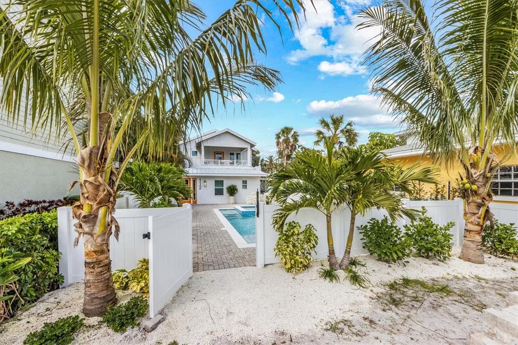 112 CEDAR AVENUE, ANNA MARIA, FL 34216 — zdjęcie 3