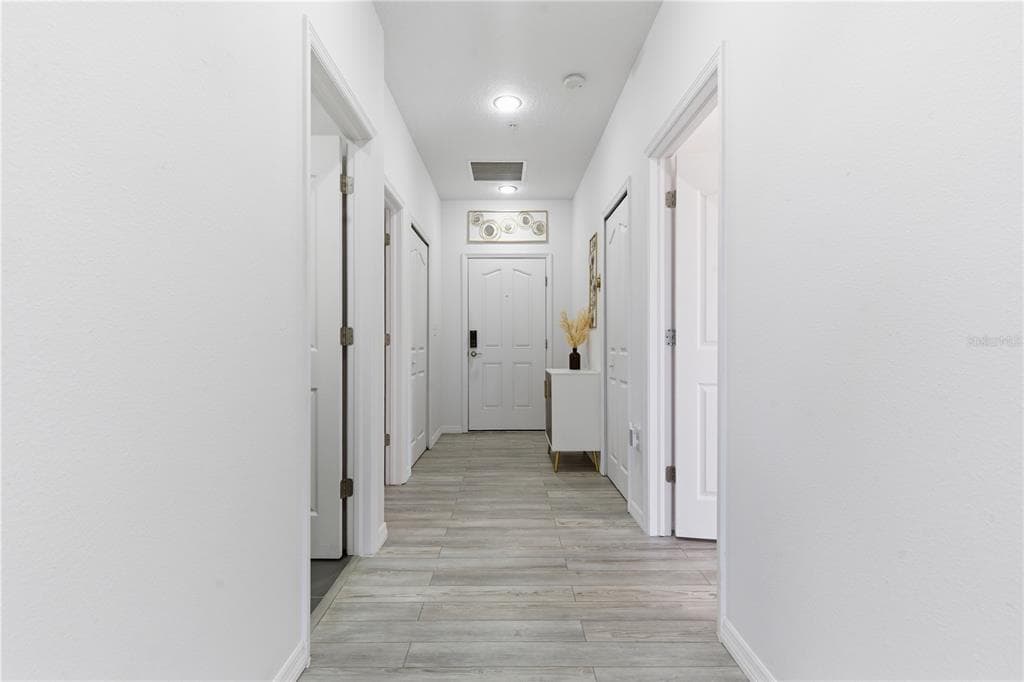 642 WELLS COURT # 402, CLEARWATER, FL 33756 — zdjęcie 3