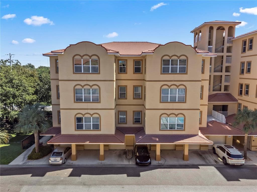 642 WELLS COURT # 402, CLEARWATER, FL 33756
