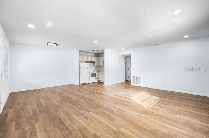 1132 AUBURN STREET, CLEARWATER, FL 33756 — zdjęcie 2