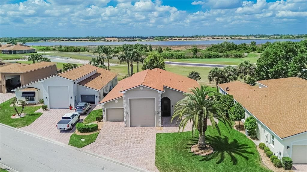 4152 DUNMORE DRIVE, LAKE WALES, FL 33859