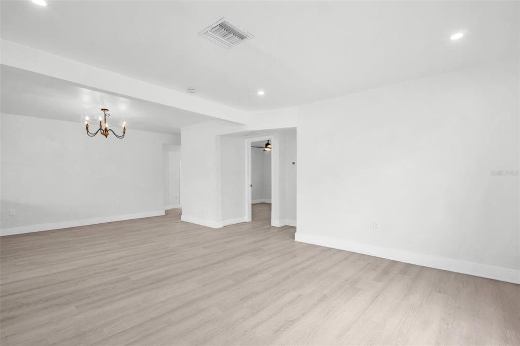 4000 GROVE STREET S, ST PETERSBURG, FL 33705 — zdjęcie 3