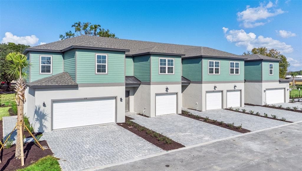 646 CEDAR ELM COURT, EUSTIS, FL 32726