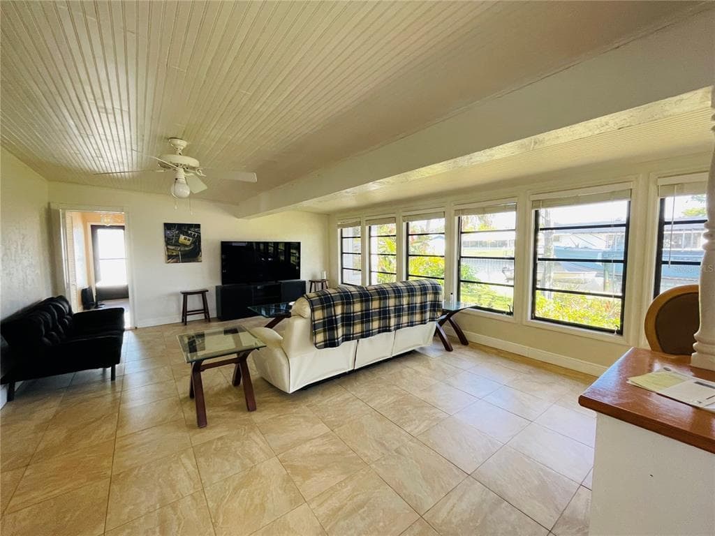 18310 BURKHOLDER CIRCLE, PORT CHARLOTTE, FL 33948 — zdjęcie 5