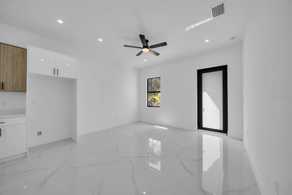 637 SUMMIT AVENUE S, LEHIGH ACRES, FL 33974 — zdjęcie 5