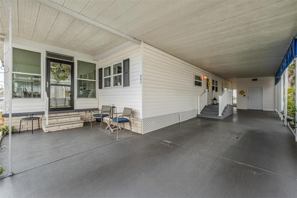 257 SAGO PALM STREET, LARGO, FL 33778 — zdjęcie 3