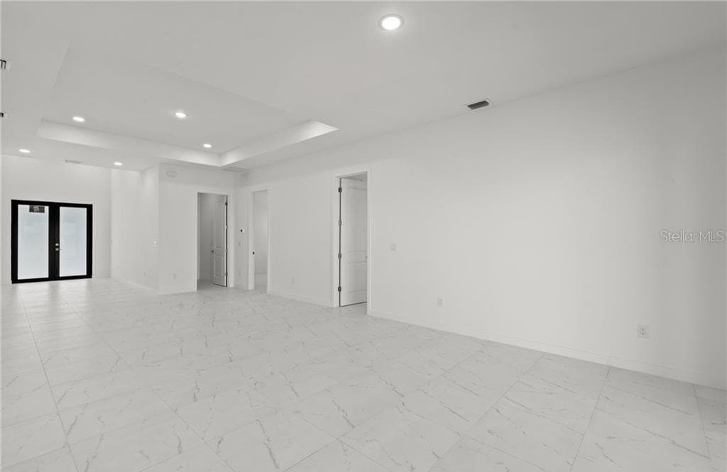 3927 NW 40TH TERRACE, CAPE CORAL, FL 33993 — zdjęcie 4
