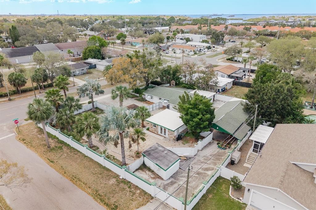 1115 PENNSYLVANIA AVENUE, PALM HARBOR, FL 34683
