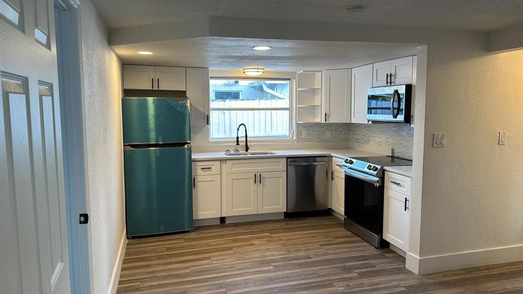 1715 KENILWORTH STREET, HOLIDAY, FL 34691 — zdjęcie 4