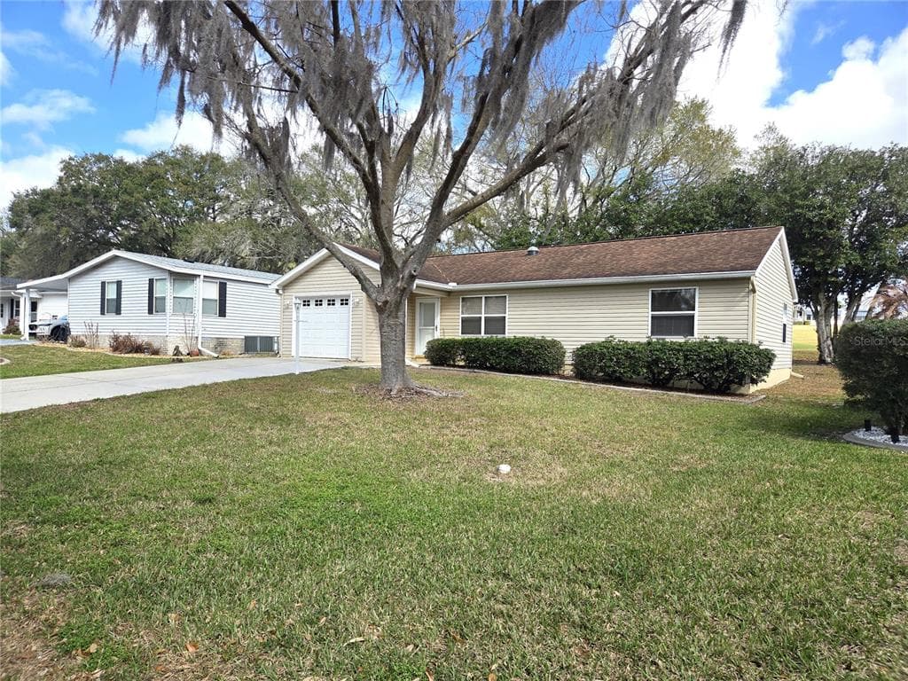 739 HEATHROW AVENUE, LADY LAKE, FL 32159 — zdjęcie 3