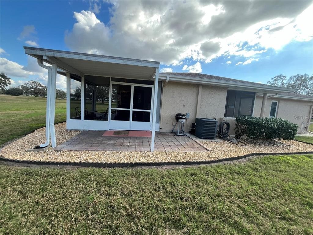 1907 CANTERBURY LANE # 10, SUN CITY CENTER, FL 33573 — zdjęcie 2