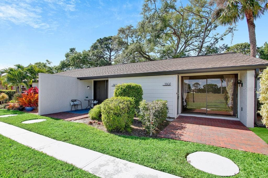 3507 LONGMEADOW # 4, SARASOTA, FL 34235 — zdjęcie 4