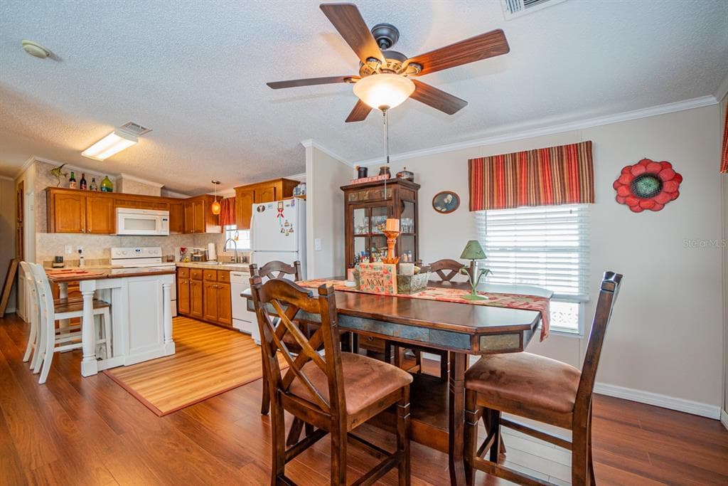10303 BURNT STORE ROAD # 203, PUNTA GORDA, FL 33950 — zdjęcie 4