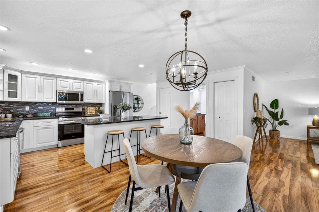 9342 TRADEWINDS AVENUE, SEMINOLE, FL 33776 — zdjęcie 5