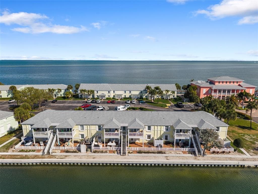 4911 COQUINA KEY DRIVE SE # C, ST PETERSBURG, FL 33705