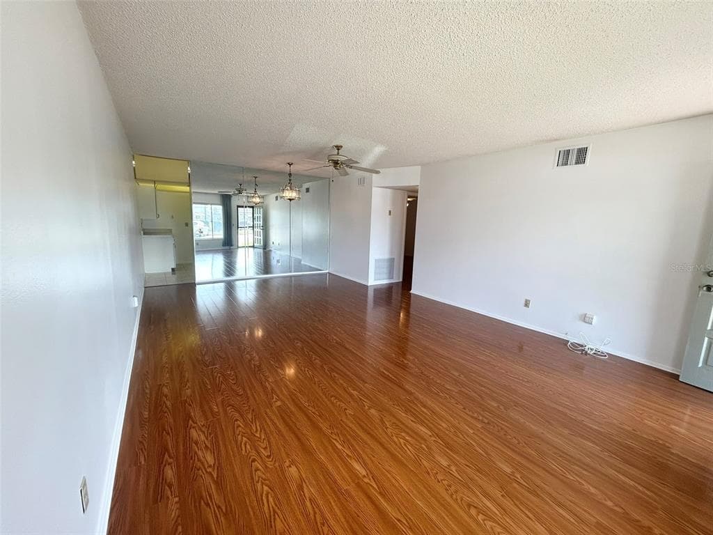 2400 COLUMBIA DRIVE # 18, CLEARWATER, FL 33763 — zdjęcie 4