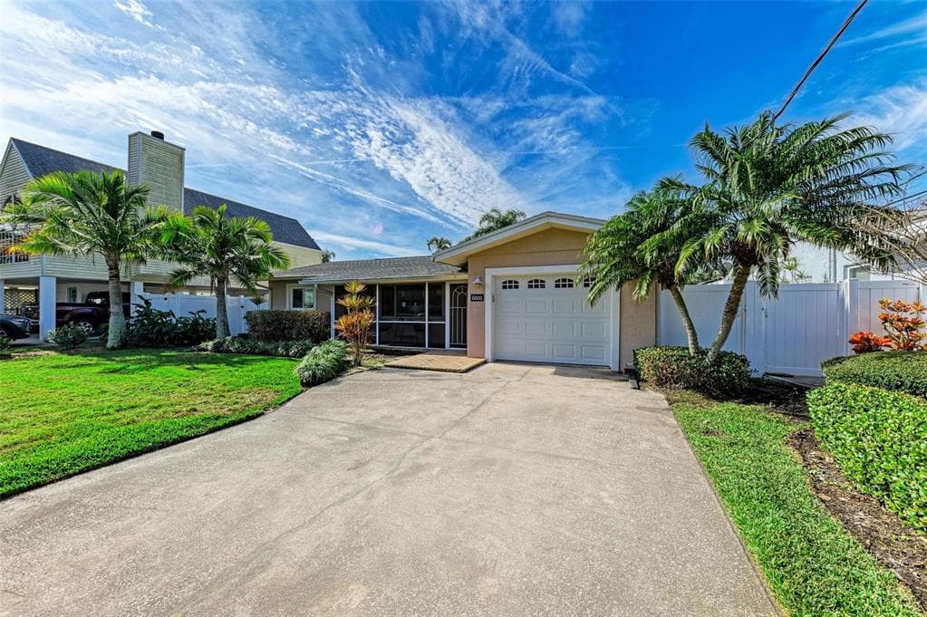 6000 BAYOU GRANDE BOULEVARD NE, ST PETERSBURG, FL 33703 — zdjęcie 3