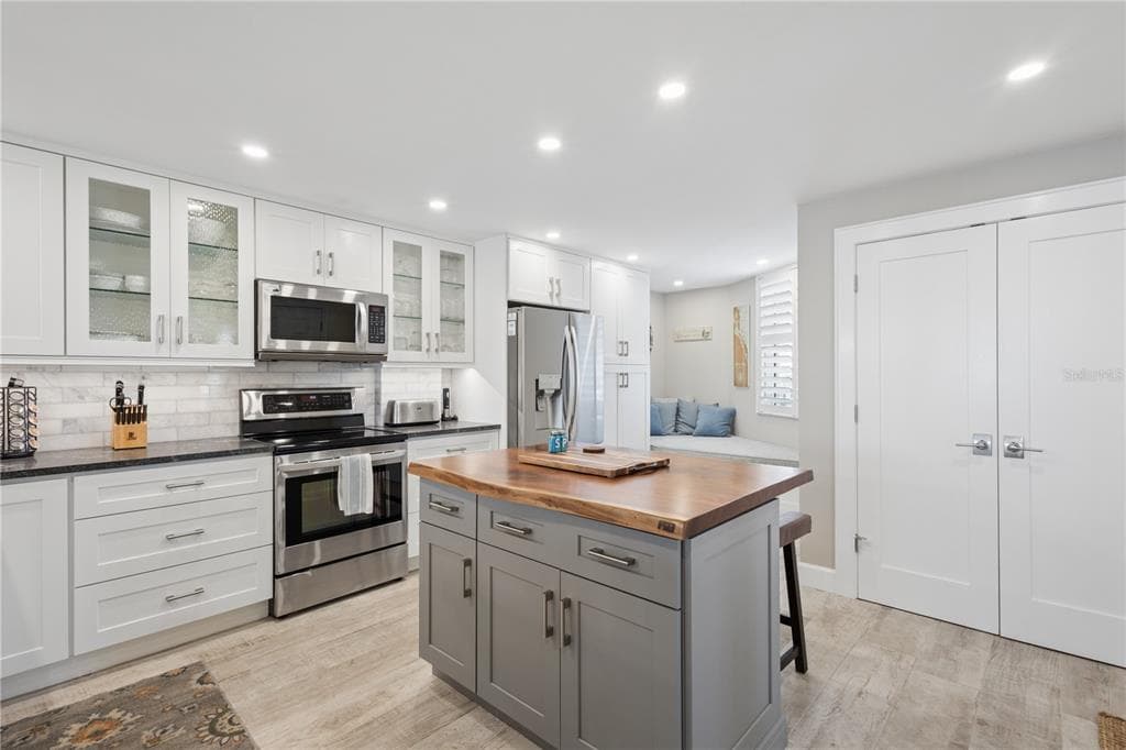 5880 MIDNIGHT PASS ROAD # 704, SARASOTA, FL 34242 — zdjęcie 3