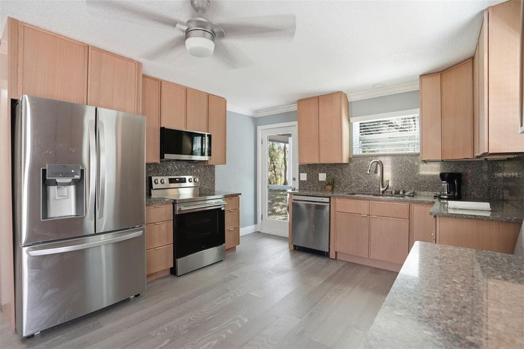 15458 SNOW MEMORIAL HIGHWAY, BROOKSVILLE, FL 34601 — zdjęcie 5