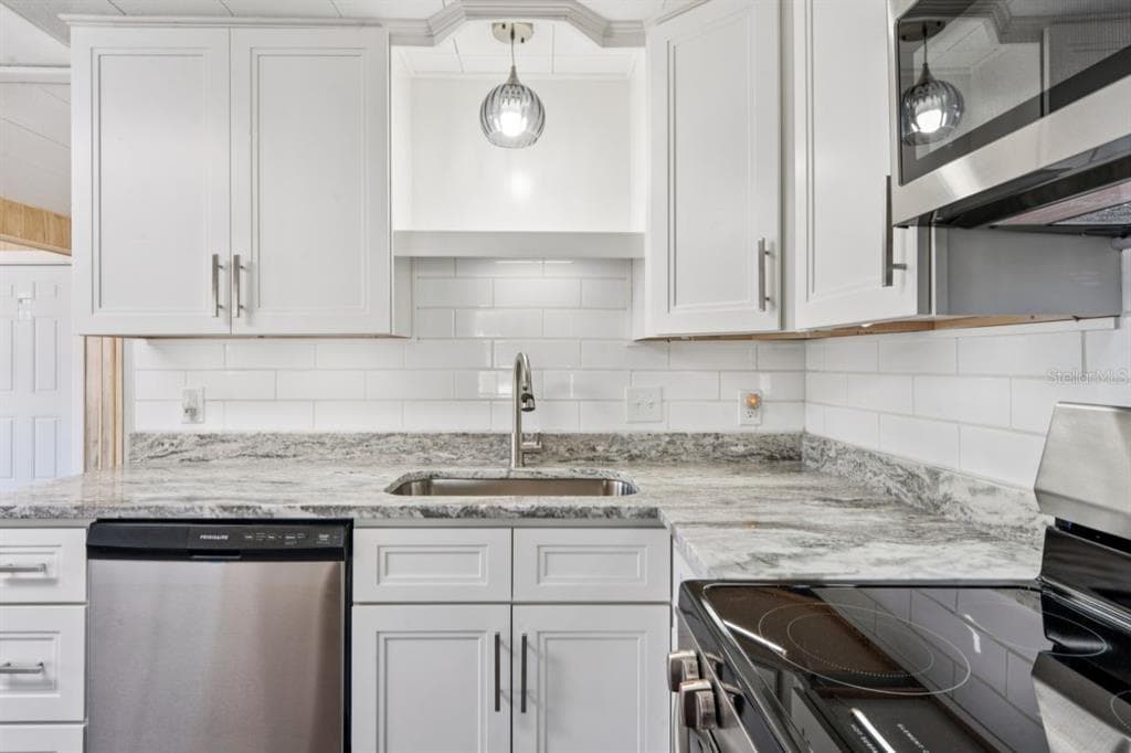 15071 RIALTO AVENUE, BROOKSVILLE, FL 34613 — zdjęcie 5