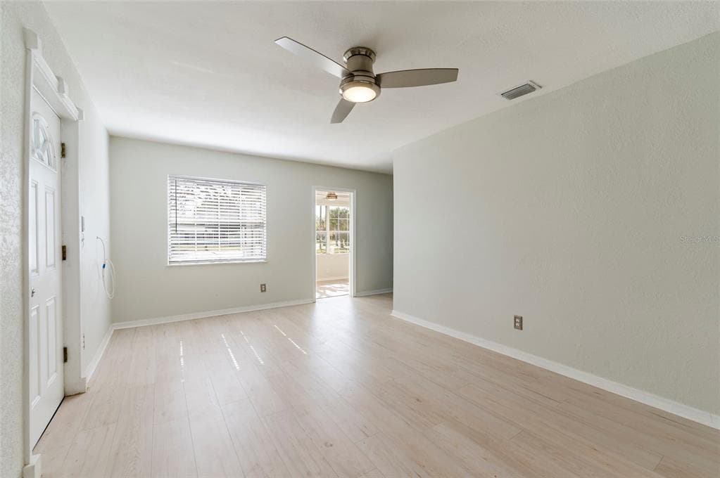 6699 78TH AVENUE N, PINELLAS PARK, FL 33781 — zdjęcie 4