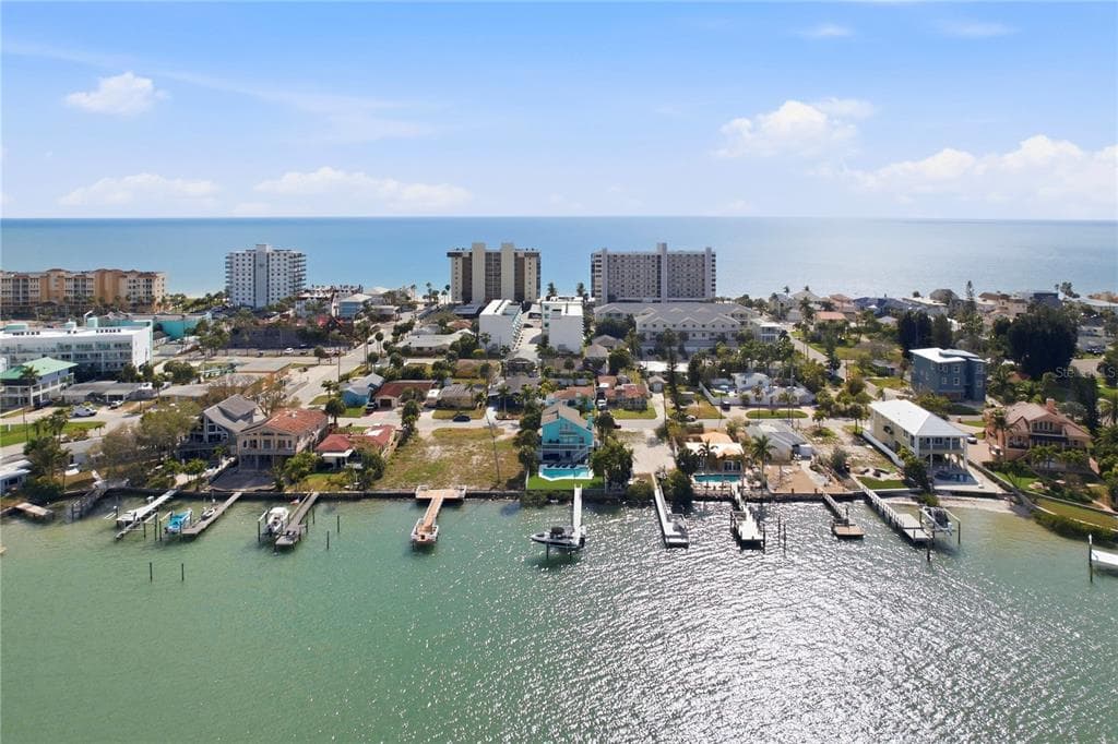 15424 2ND STREET E, MADEIRA BEACH, FL 33708