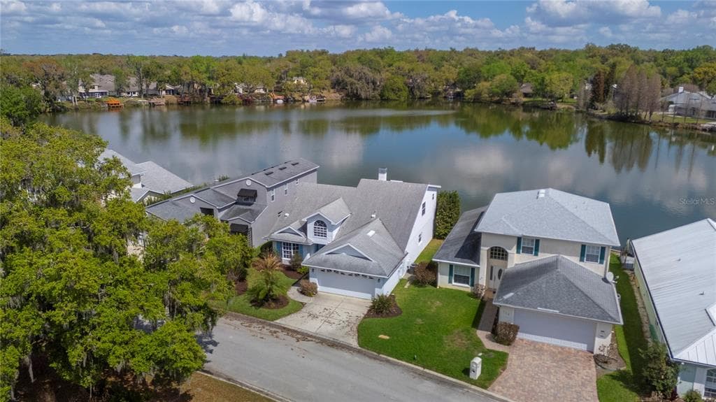 725 PENINSULAR DRIVE, LAKELAND, FL 33813
