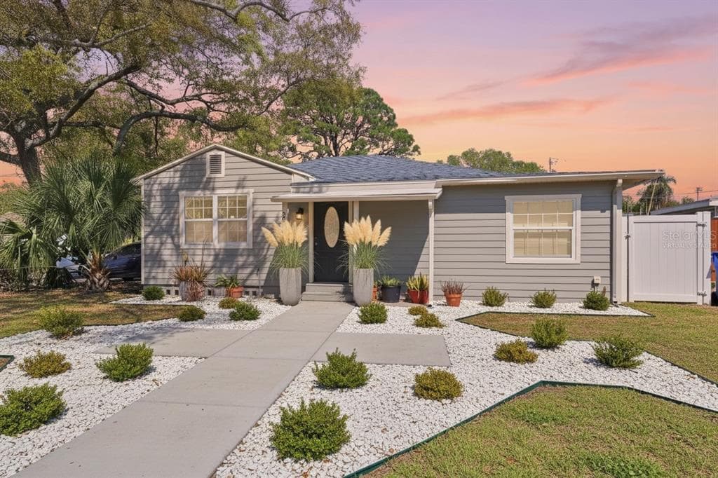 733 61ST AVENUE NE, ST PETERSBURG, FL 33703 — zdjęcie 5