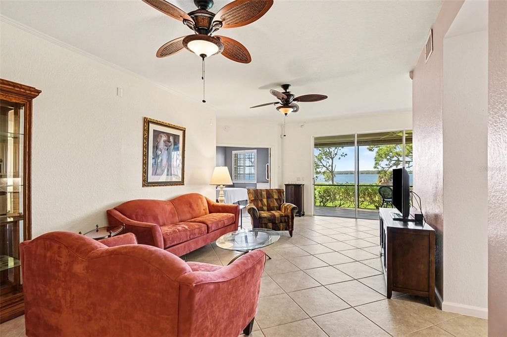 4696 CLUB DRIVE # 102, PORT CHARLOTTE, FL 33953 — zdjęcie 2