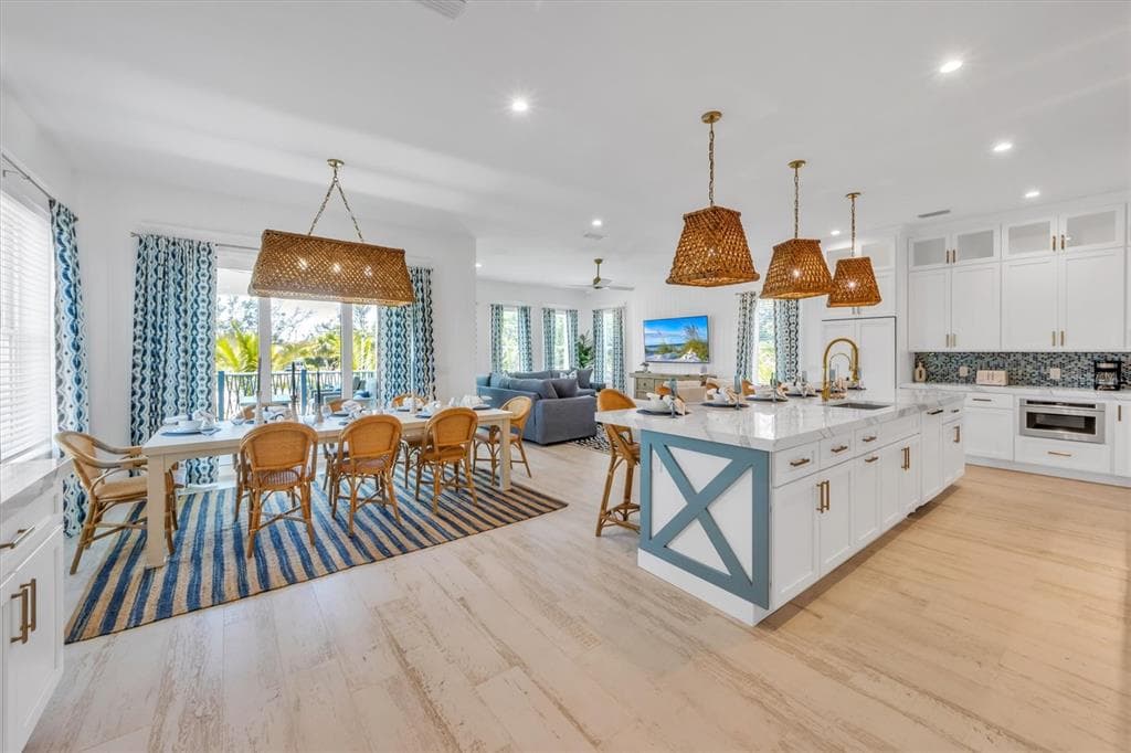 518 SPRING AVENUE, ANNA MARIA, FL 34216 — zdjęcie 4
