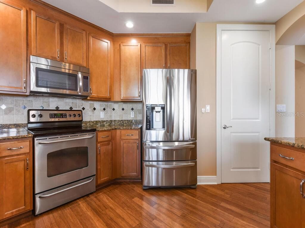 2104 W FIRST STREET # 2304, FORT MYERS, FL 33901 — zdjęcie 5