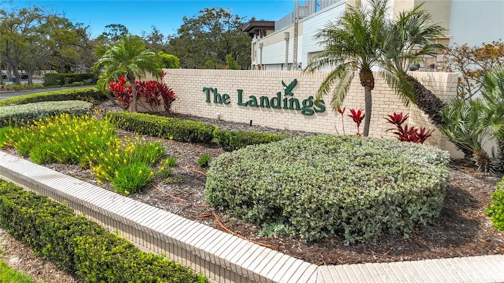 1445 LANDINGS CIRCLE # 69, SARASOTA, FL 34231 — zdjęcie 2