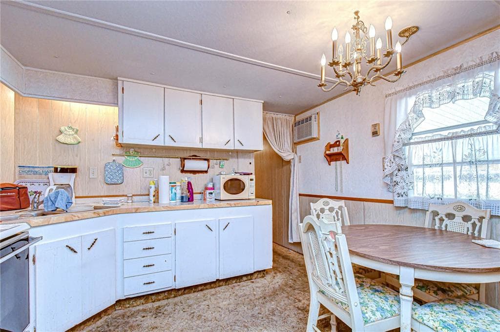 37427 HAMMOND DRIVE, ZEPHYRHILLS, FL 33541 — zdjęcie 4