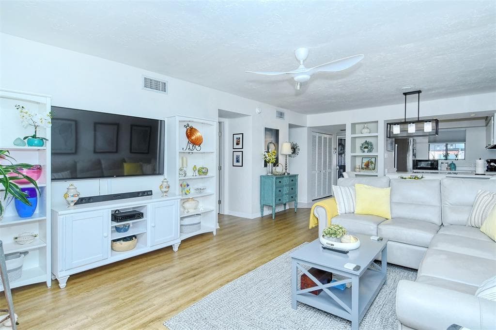 1801 GULF DRIVE N # 275, BRADENTON BEACH, FL 34217 — zdjęcie 2