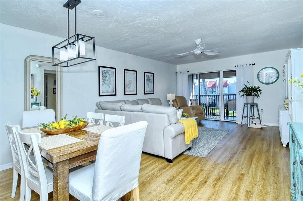1801 GULF DRIVE N # 275, BRADENTON BEACH, FL 34217 — zdjęcie 3