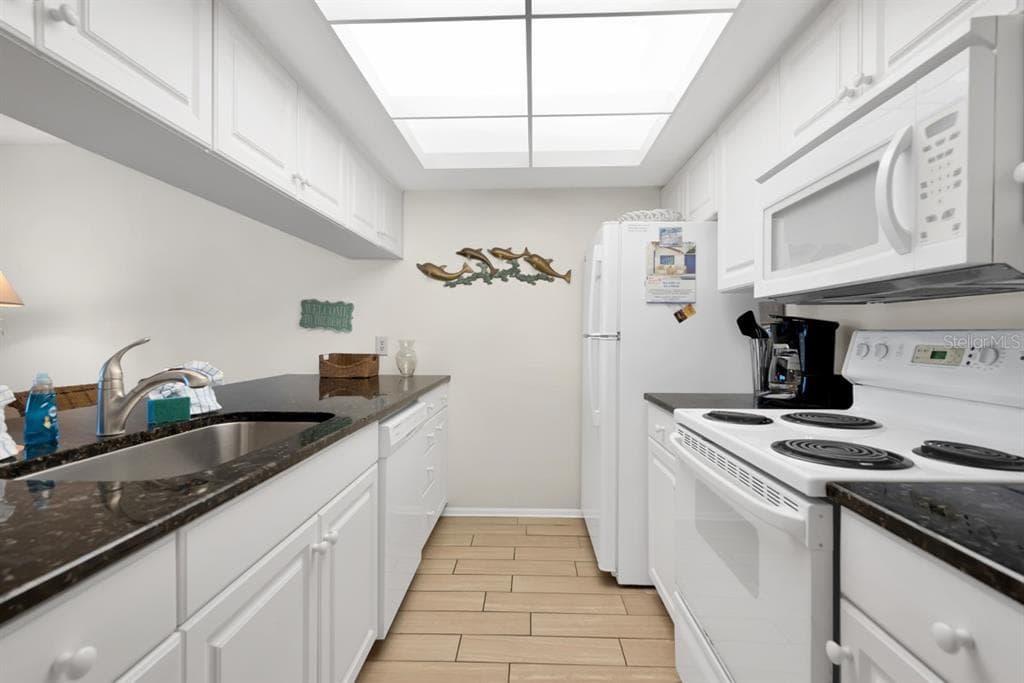 2312 GULF DRIVE N # 103, BRADENTON BEACH, FL 34217 — zdjęcie 5
