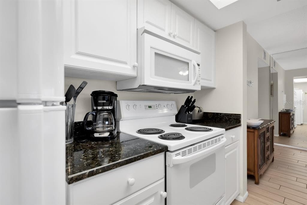 2312 GULF DRIVE N # 103, BRADENTON BEACH, FL 34217 — zdjęcie 4