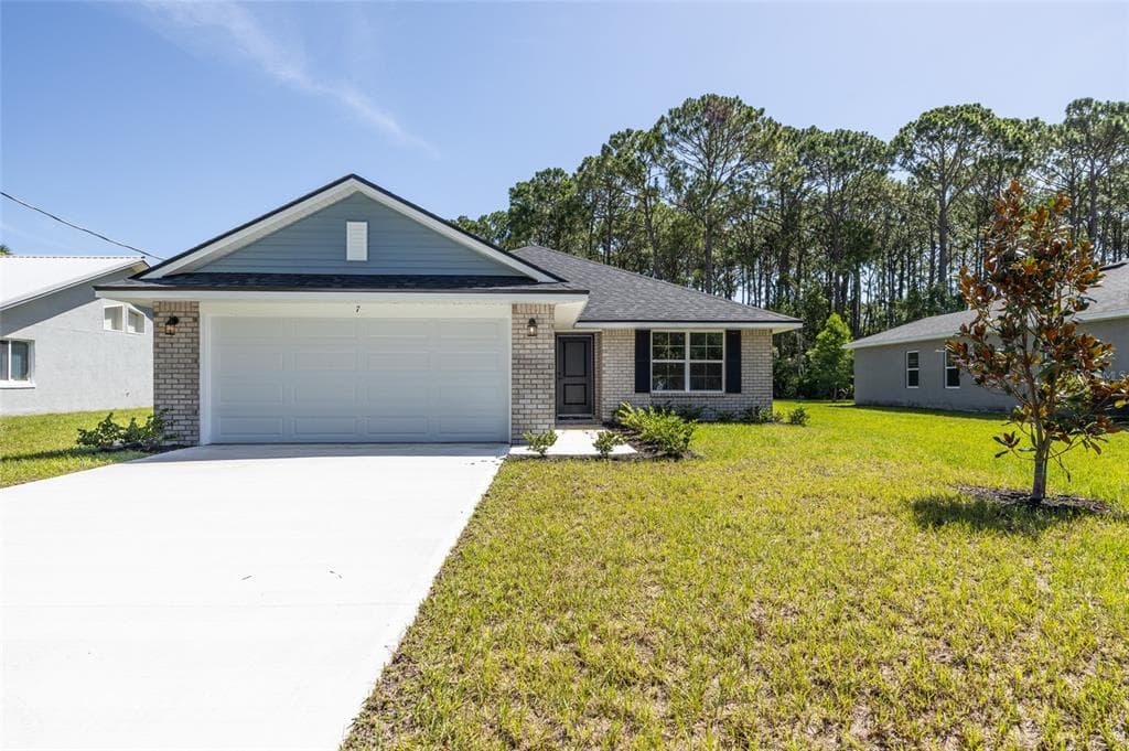 7 ULLYNN PLACE, PALM COAST, FL 32164