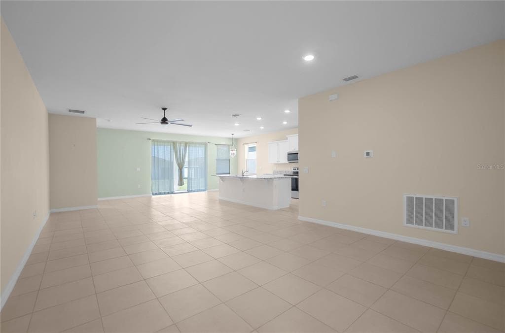 7974 PENROSE PLACE, WILDWOOD, FL 34785 — zdjęcie 4
