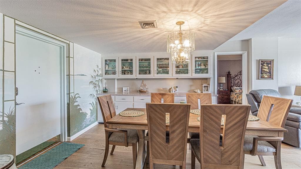 7 ELGIN PLACE # 301, DUNEDIN, FL 34698 — zdjęcie 5
