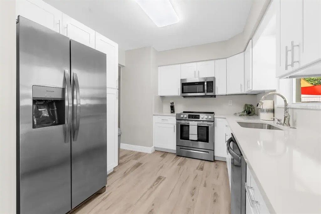 8215 QUAIL ROAD, SEMINOLE, FL 33777 — zdjęcie 4
