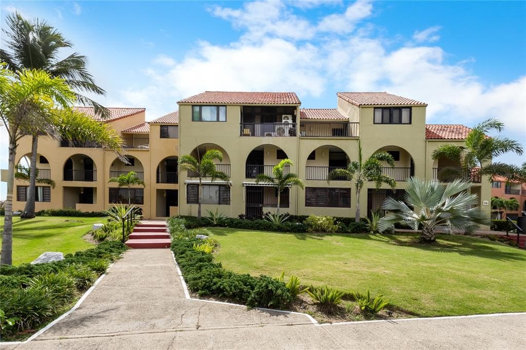 227 BEACH VILLAGE # 227, HUMACAO, PR 00791