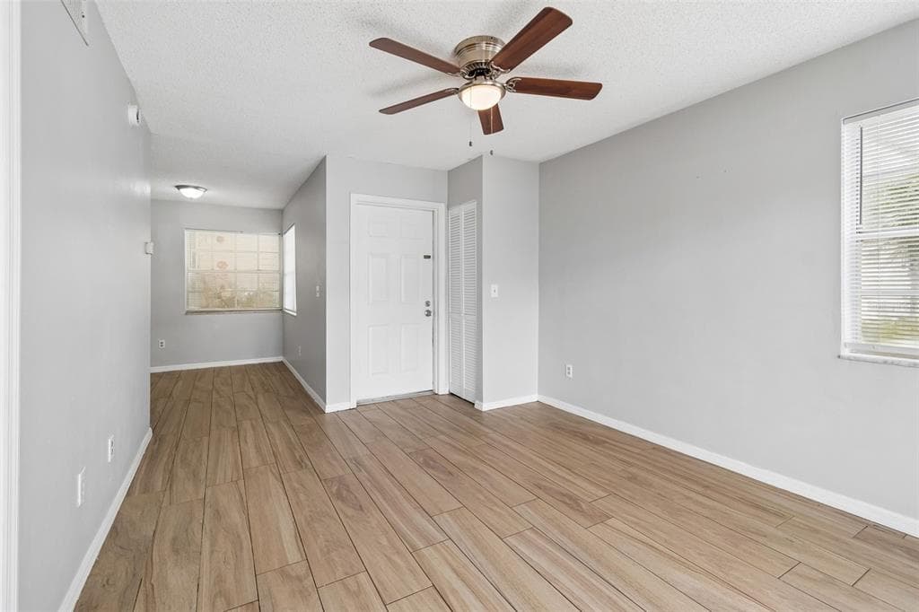 6915 STONES THROW CIRCLE N # 3106, ST PETERSBURG, FL 33710 — zdjęcie 4