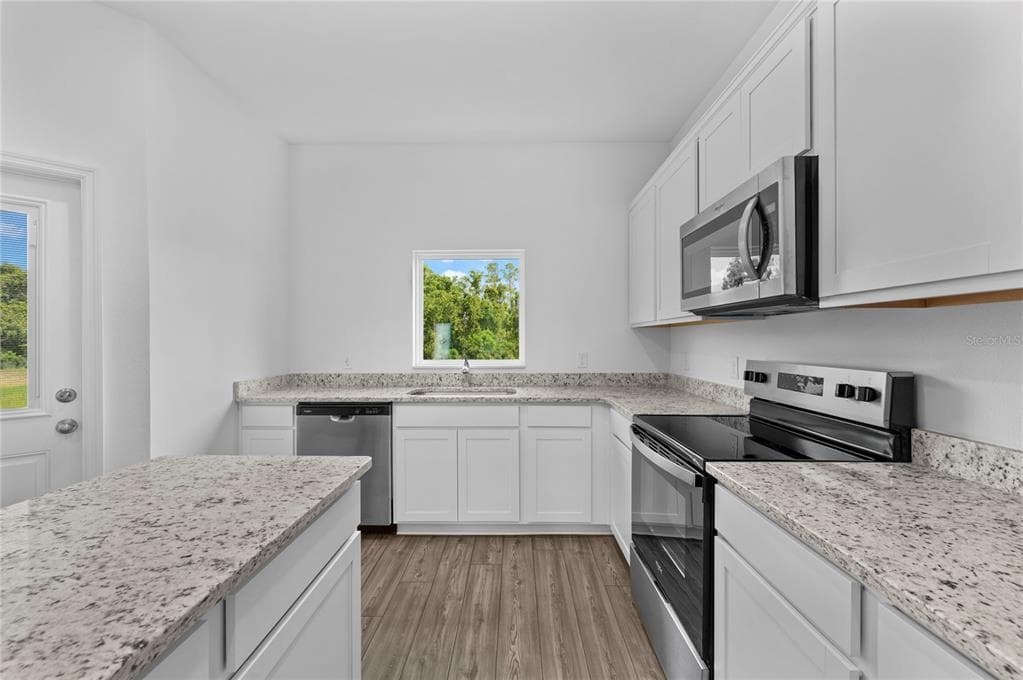 576 BAY LEAF DRIVE, POINCIANA, FL 34759 — zdjęcie 4