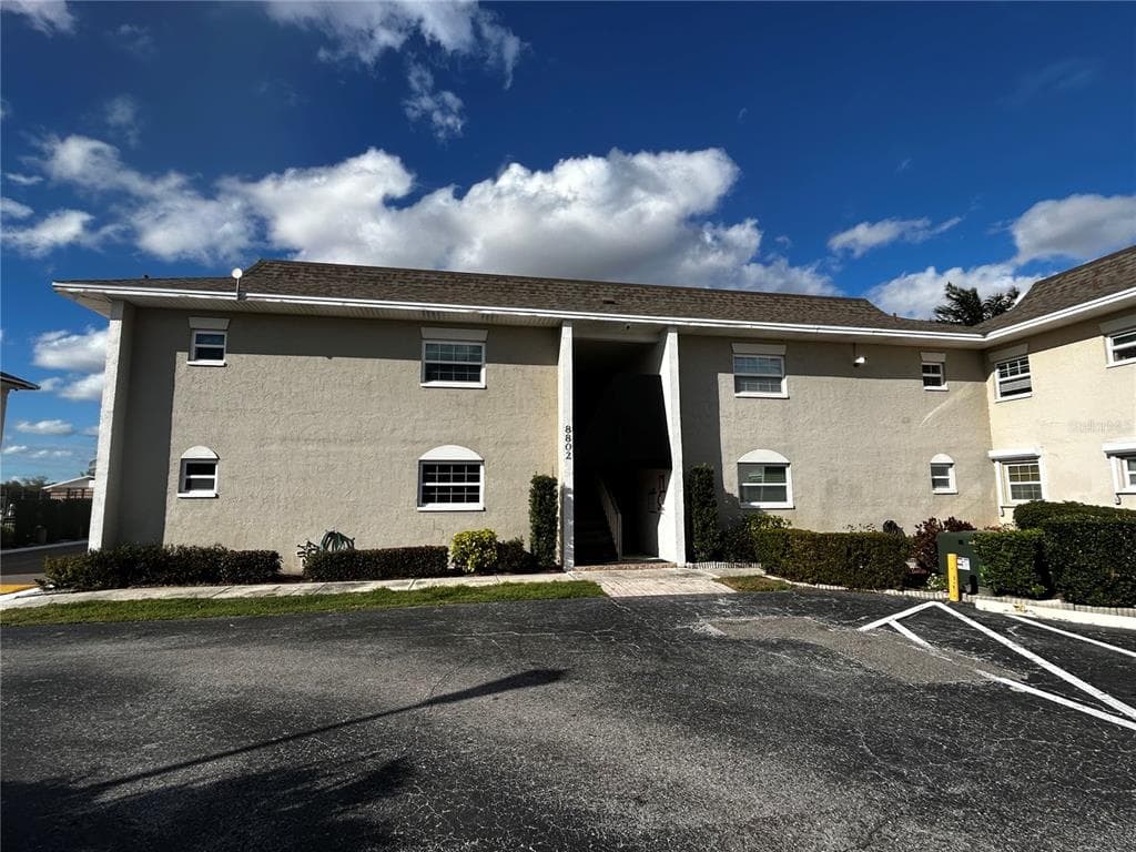 8802 BAY POINTE DRIVE # 102, TAMPA, FL 33615