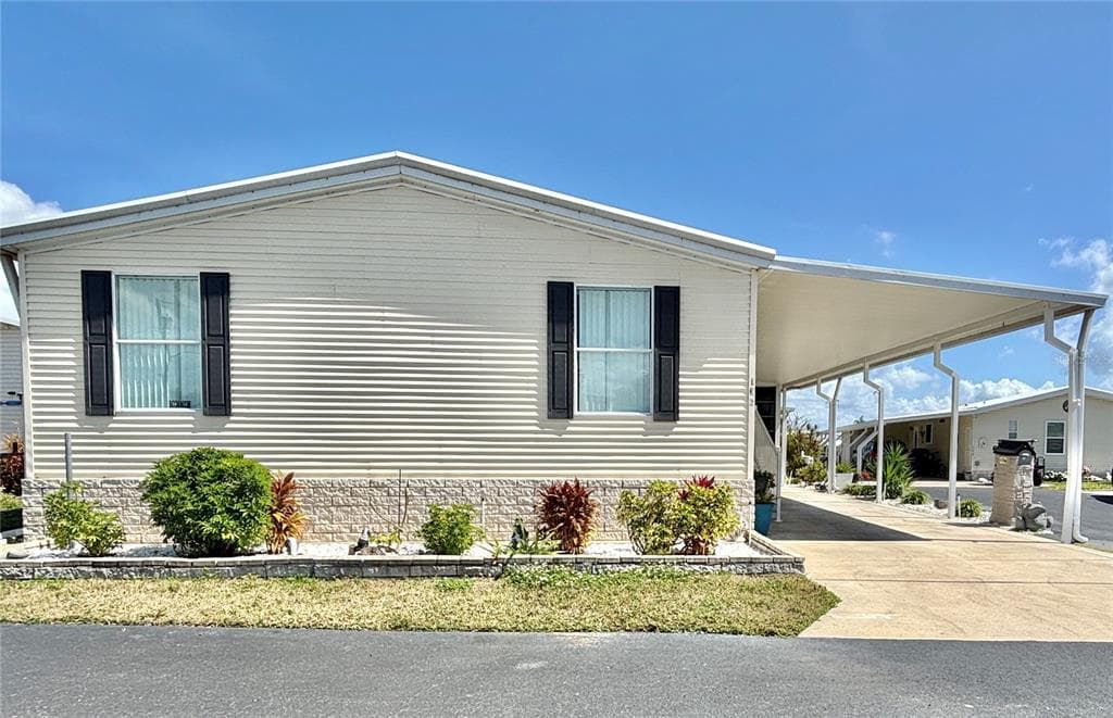 136 AMERICANA COURT NE # 230, ST PETERSBURG, FL 33702 — zdjęcie 2